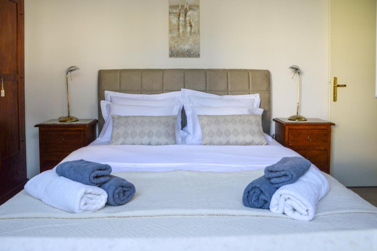 Issa Holiday Home - 3 Min Walk To Beach Kastela Exterior photo